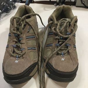 New Balance 646 Women's Hiking Shoes